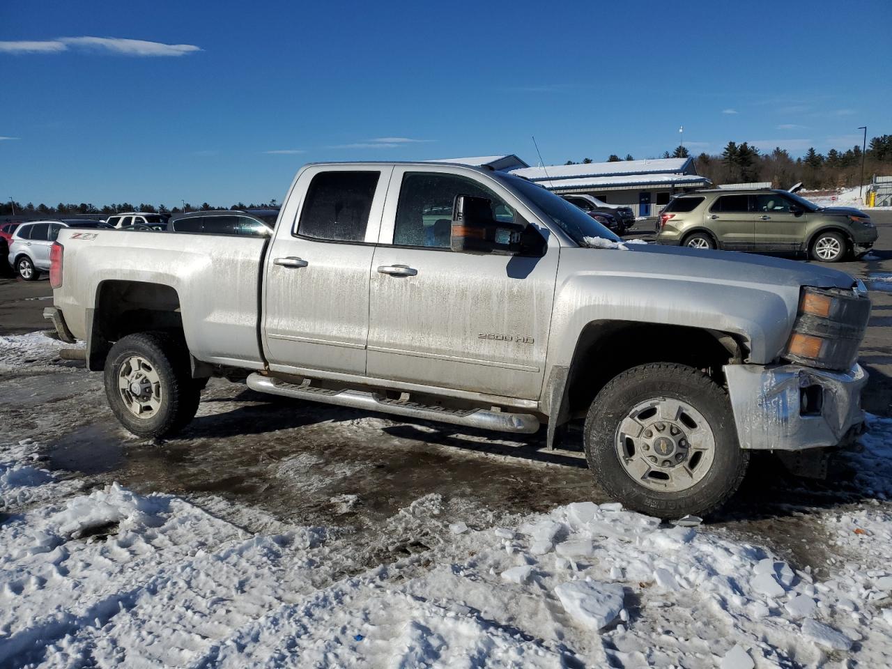 2015 Chevrolet Silverado - Image 4