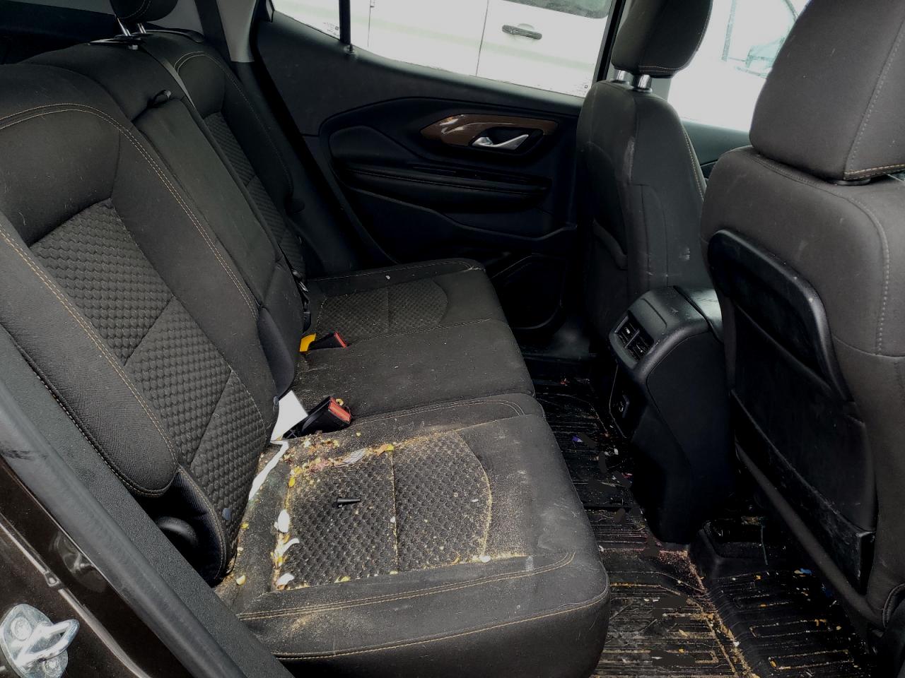 2020 GMC Terrain - Image 11