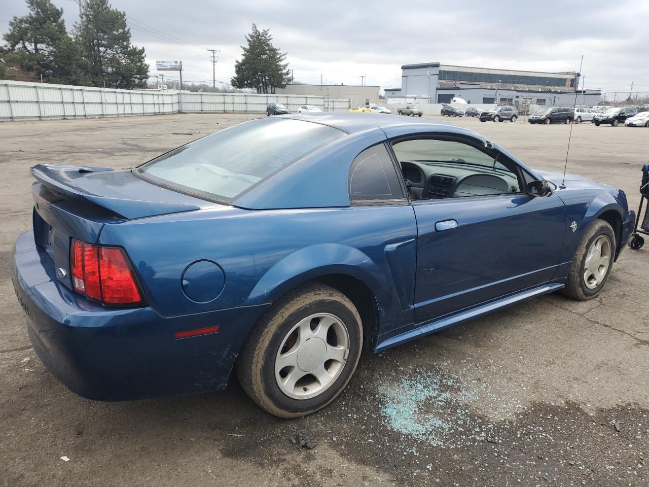 1999 Ford Mustang - Image 3