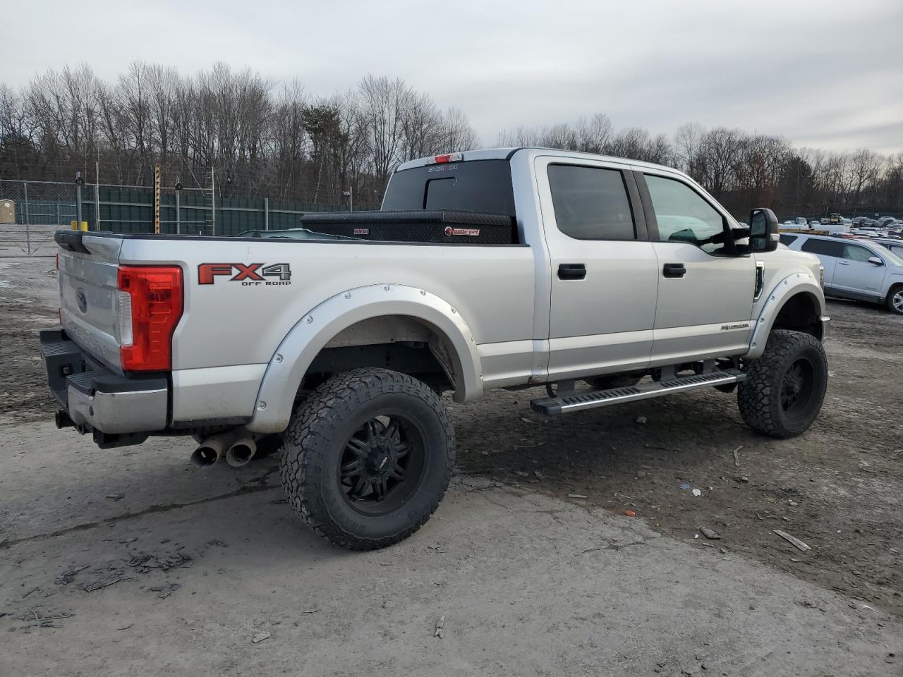 2019 Ford F250 - Image 3