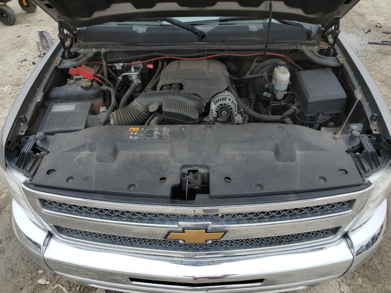 2013 Chevrolet Silverado - Image 11
