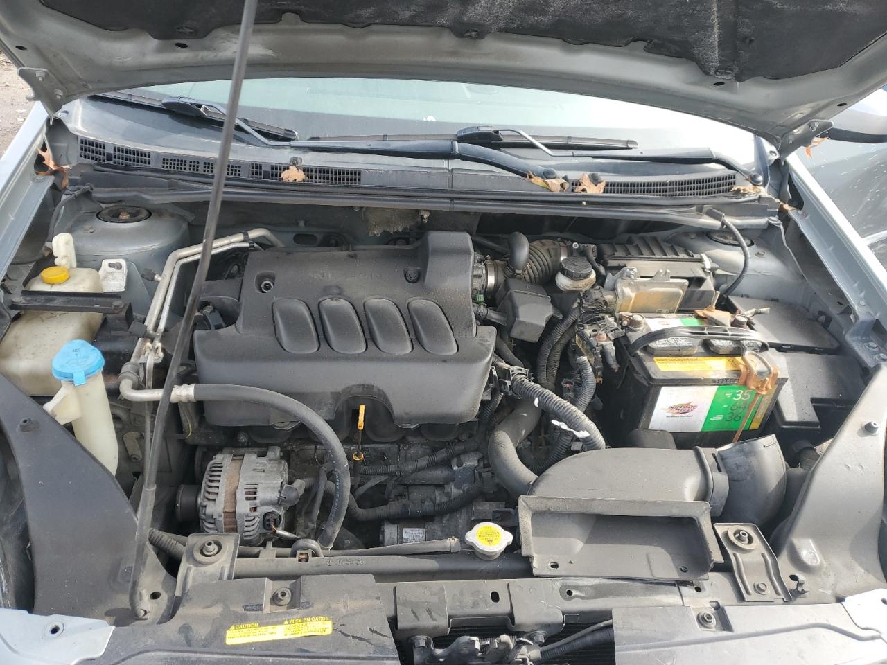2010 Nissan Sentra - Image 12