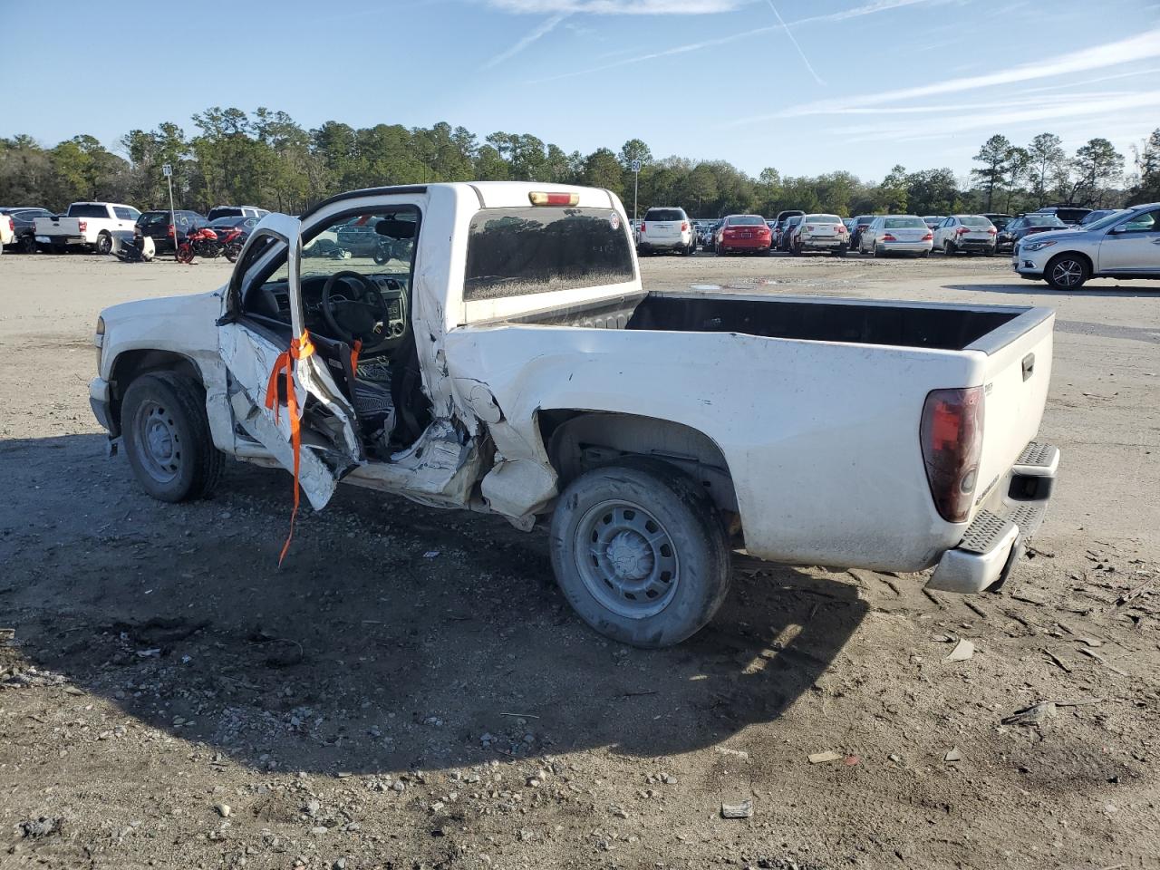 2011 Chevrolet Colorado - Image 2