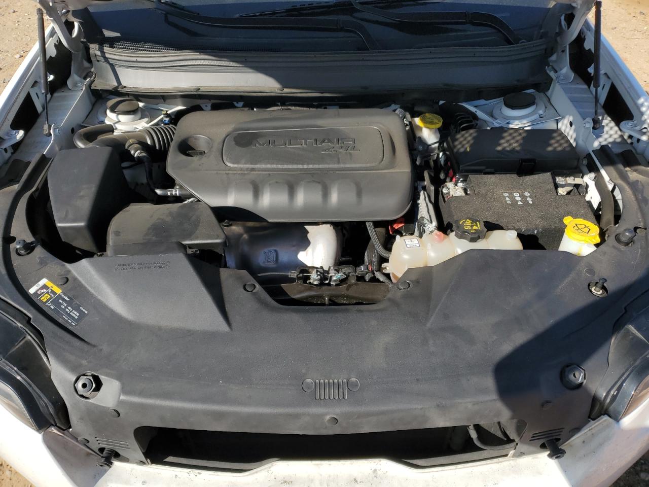 2019 Jeep Grand Cherokee - Image 12