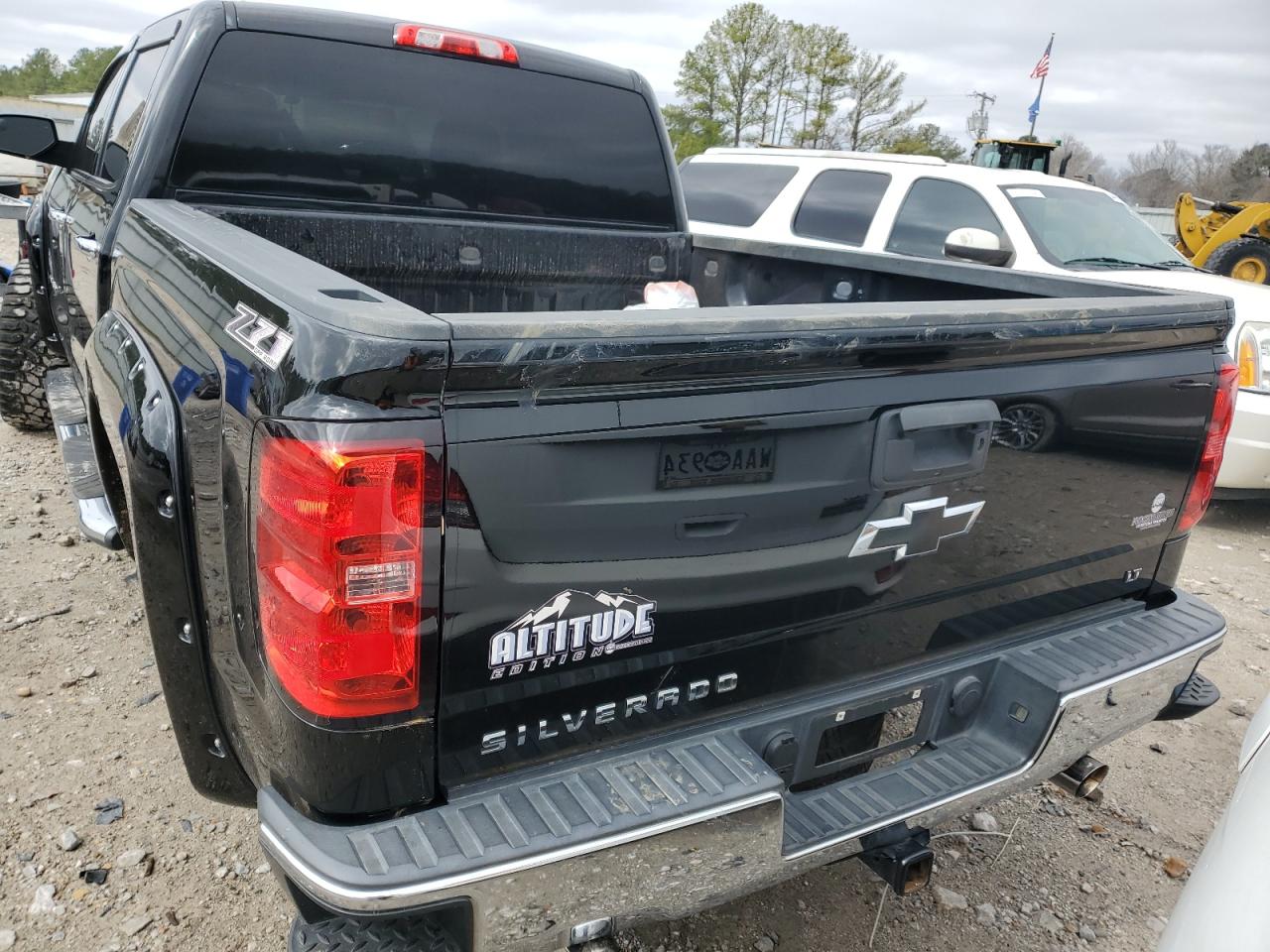 2014 Chevrolet Silverado - Image 6