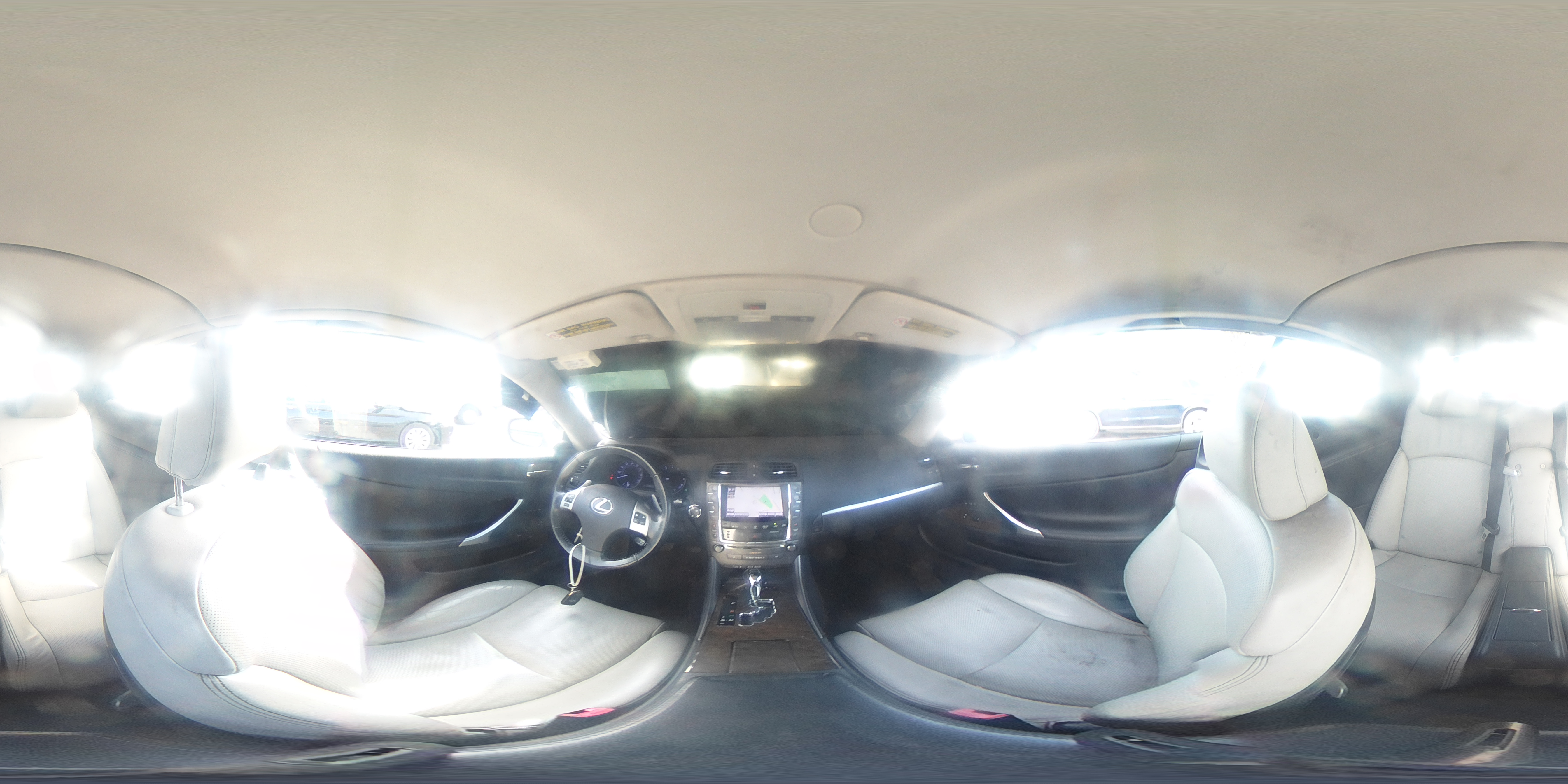 2014 Lexus IS - Image 12