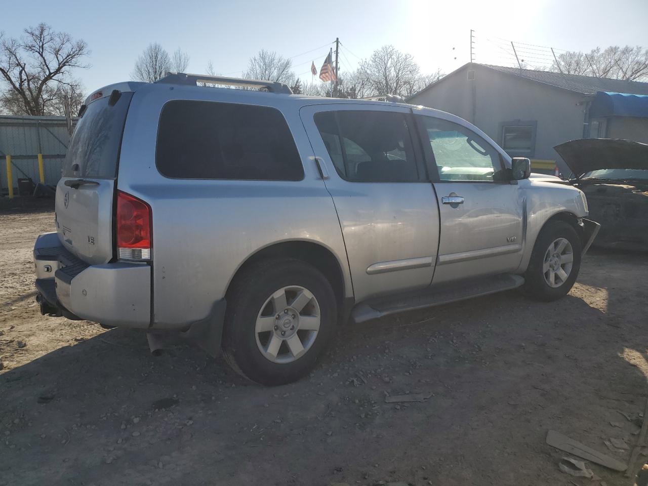 2005 Nissan Armada - Image 3