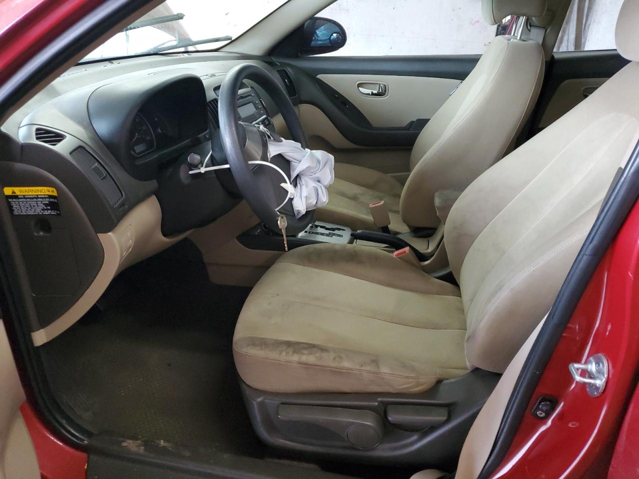 2010 Hyundai Elantra - Image 7