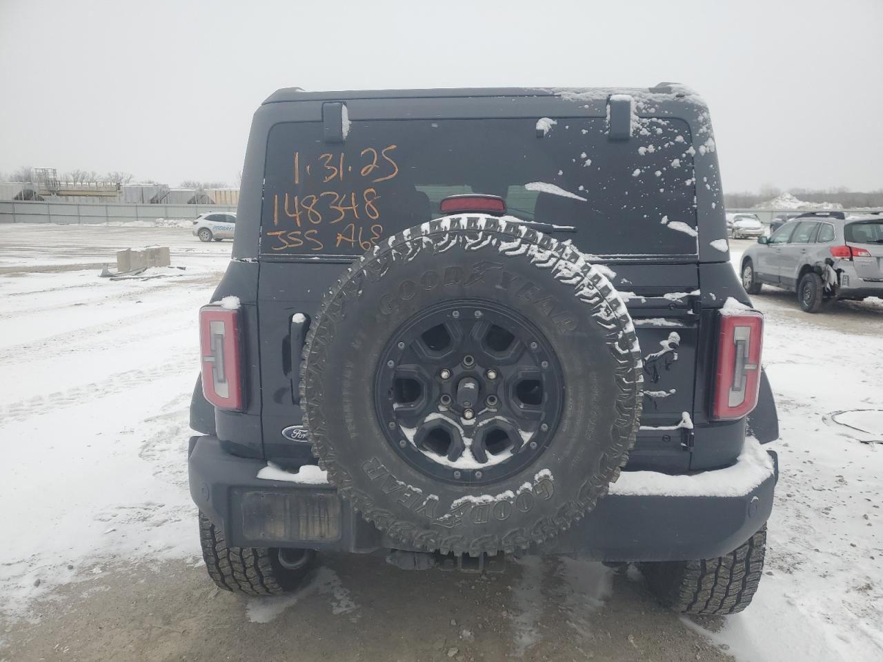2022 Ford Bronco - Image 6
