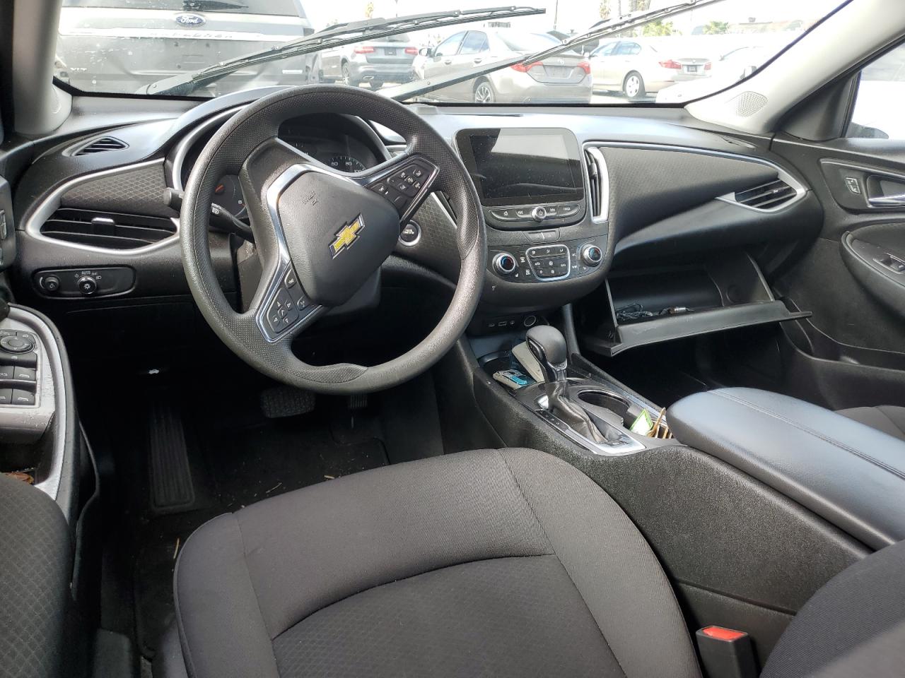2023 Chevrolet Malibu - Image 8
