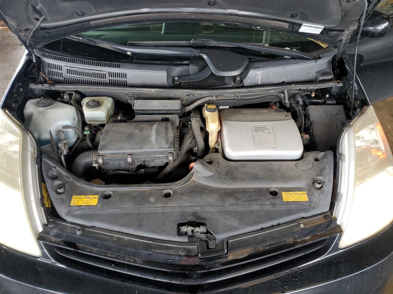 2005 Toyota Prius - Image 11