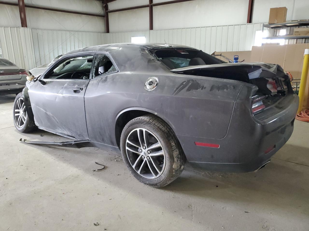 2019 Dodge Challenger - Image 2