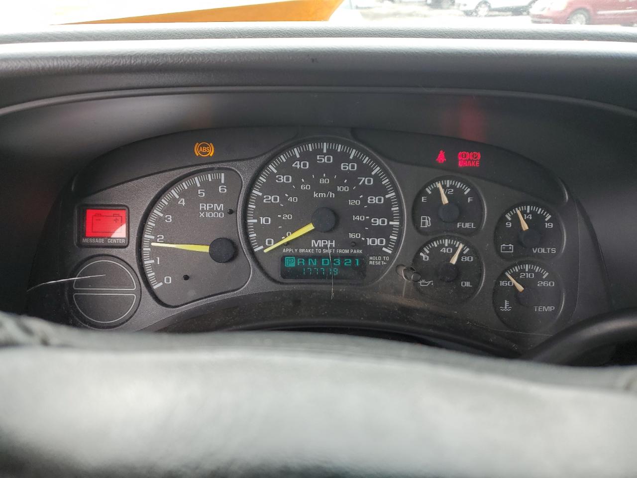 2000 GMC Sierra - Image 9
