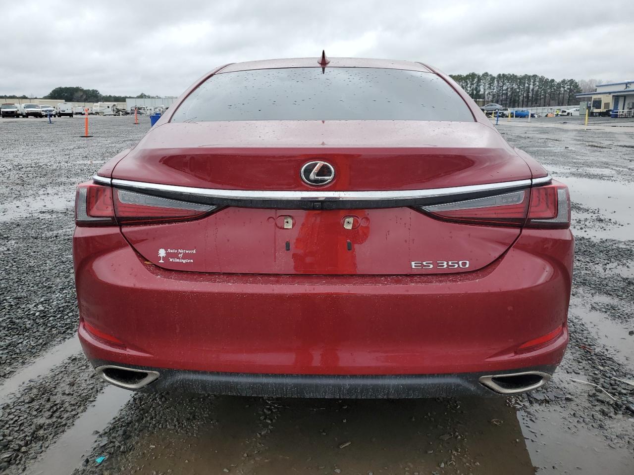 2021 Lexus ES - Image 6
