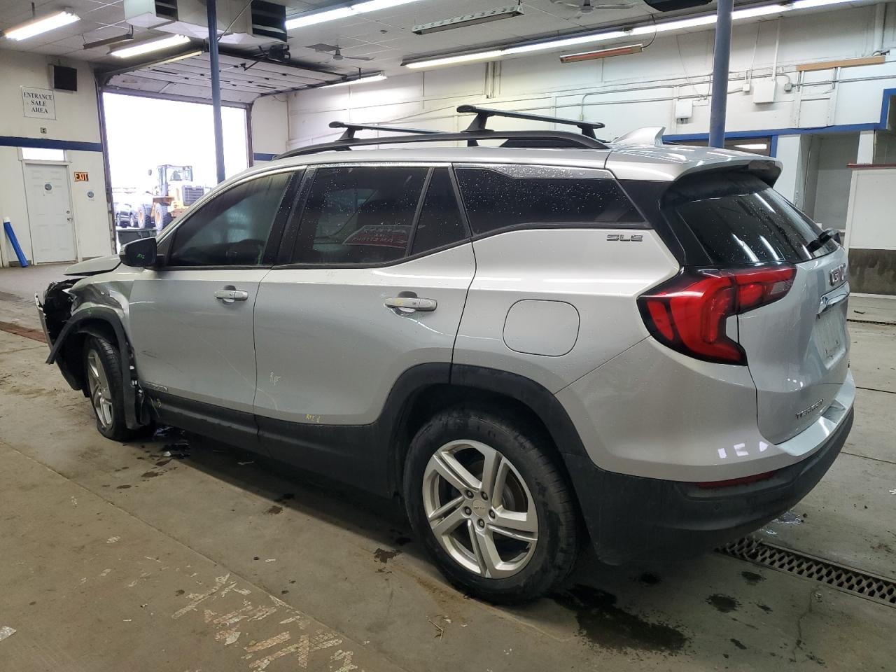 2018 GMC Terrain - Image 2