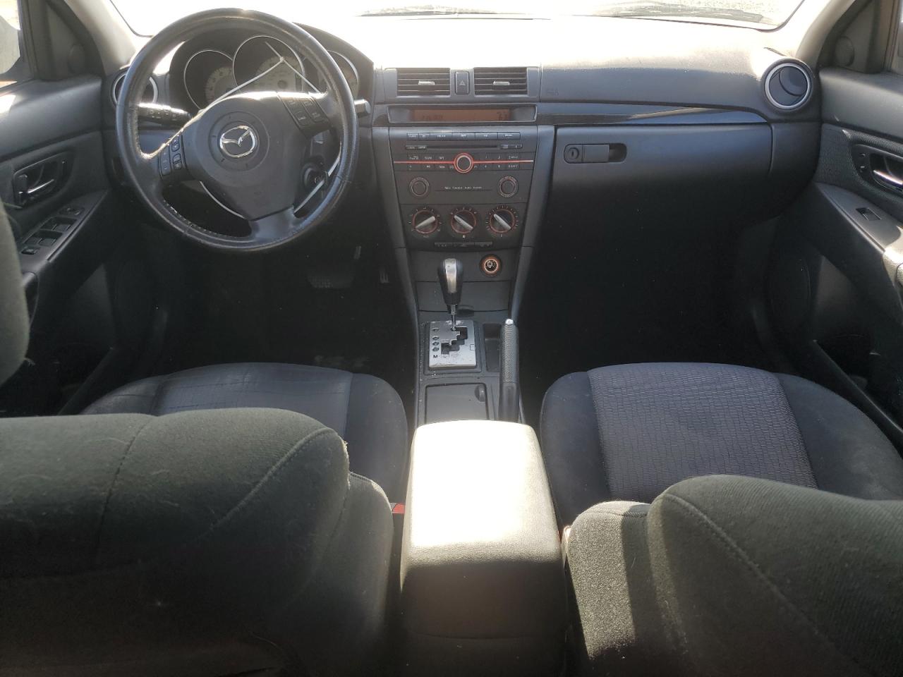 2009 Mazda 3 - Image 8
