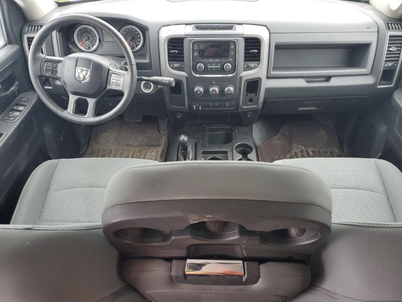 2018 Ram 2500 St VIN: 3C6TR5HT3JG357224 Lot: 45111405