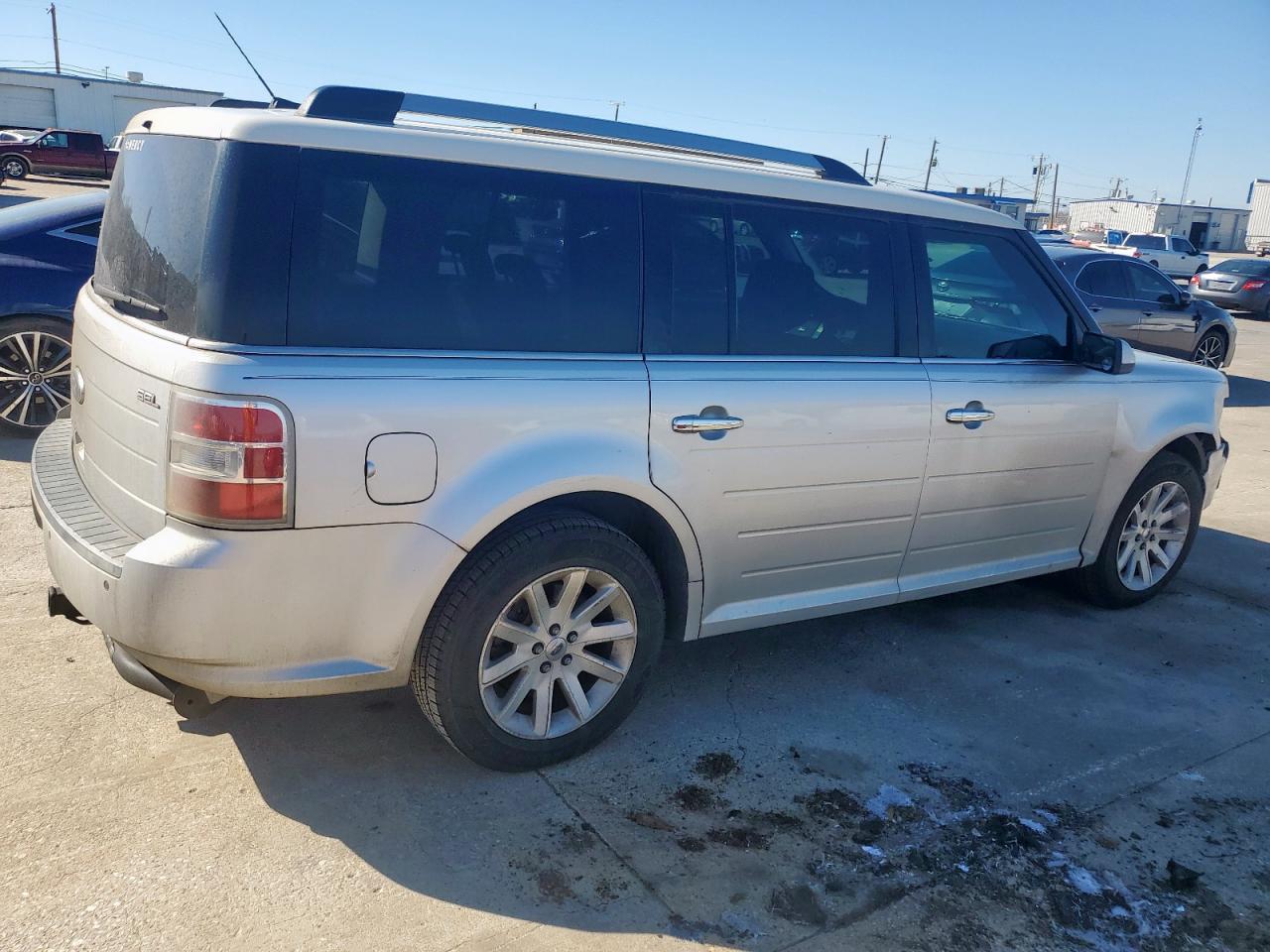 2010 Ford Flex - Image 3