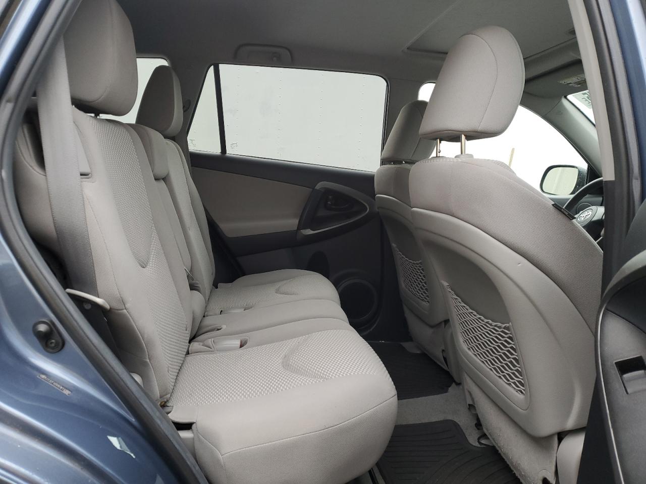 2012 Toyota RAV 4 - Image 11