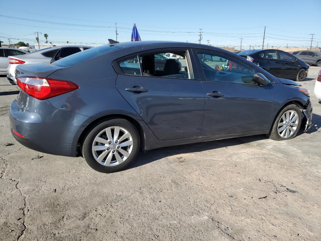 2016 Kia Forte - Image 3