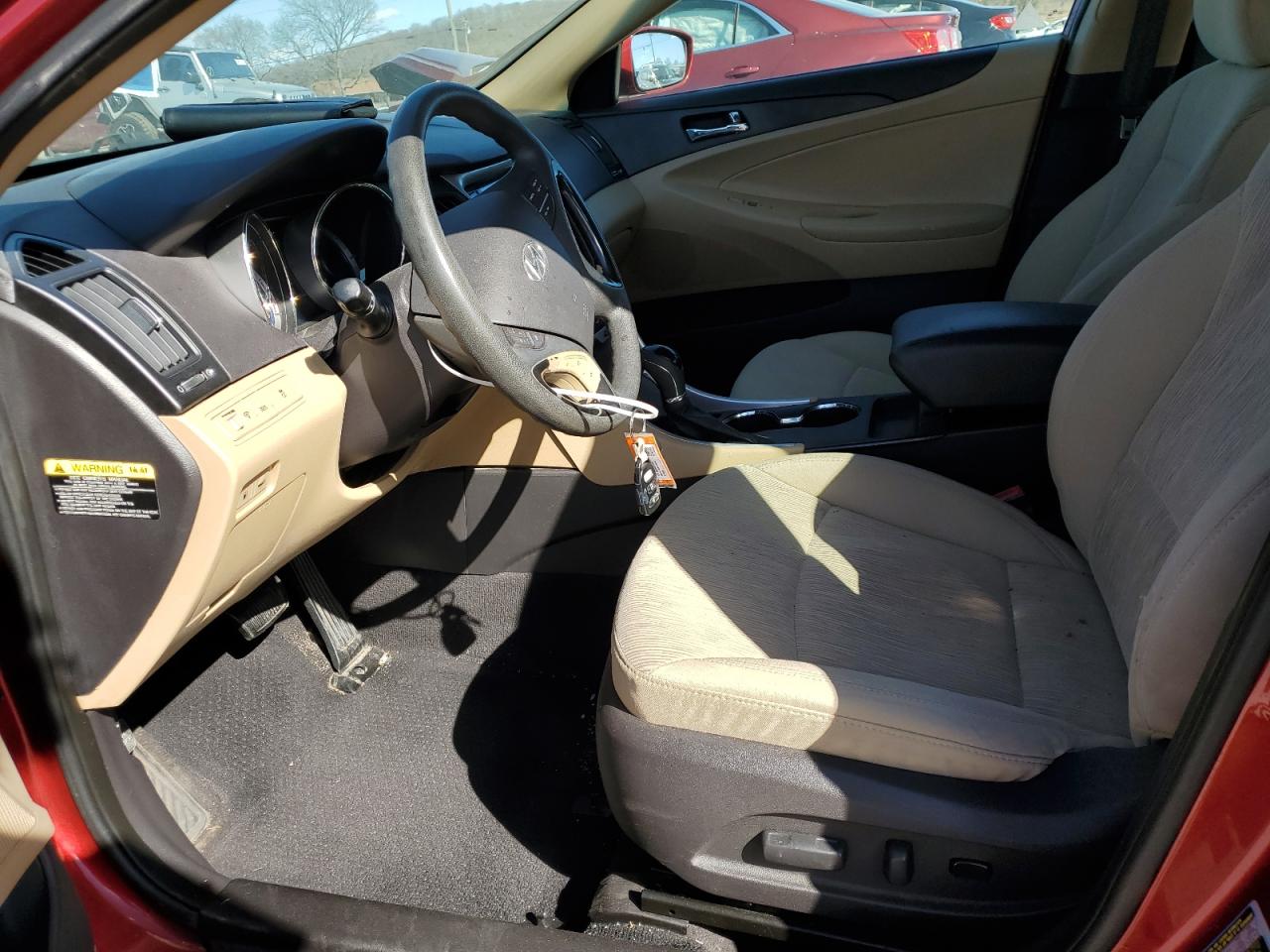 2012 Hyundai Sonata - Image 7