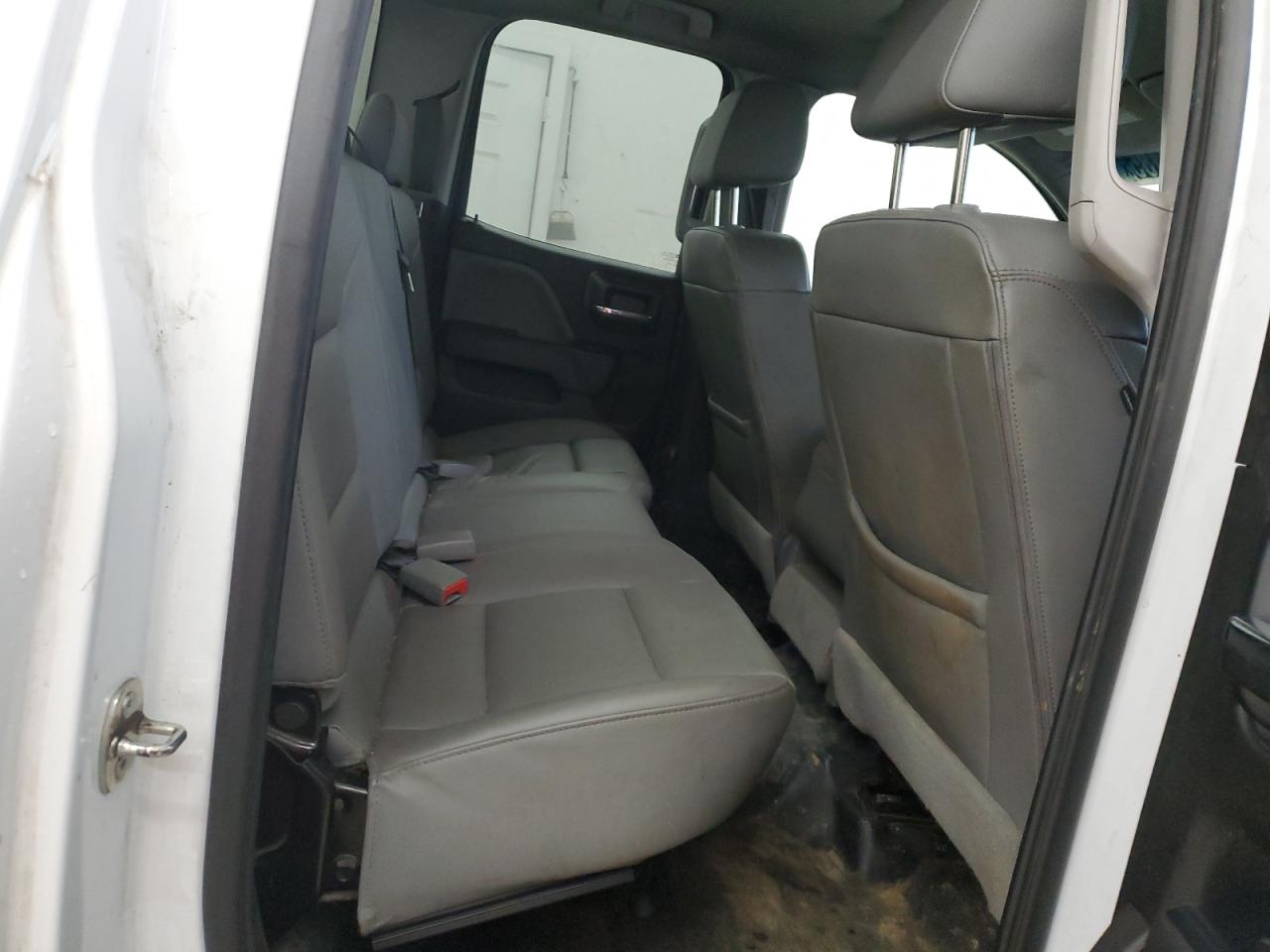 2019 Chevrolet Silverado - Image 10