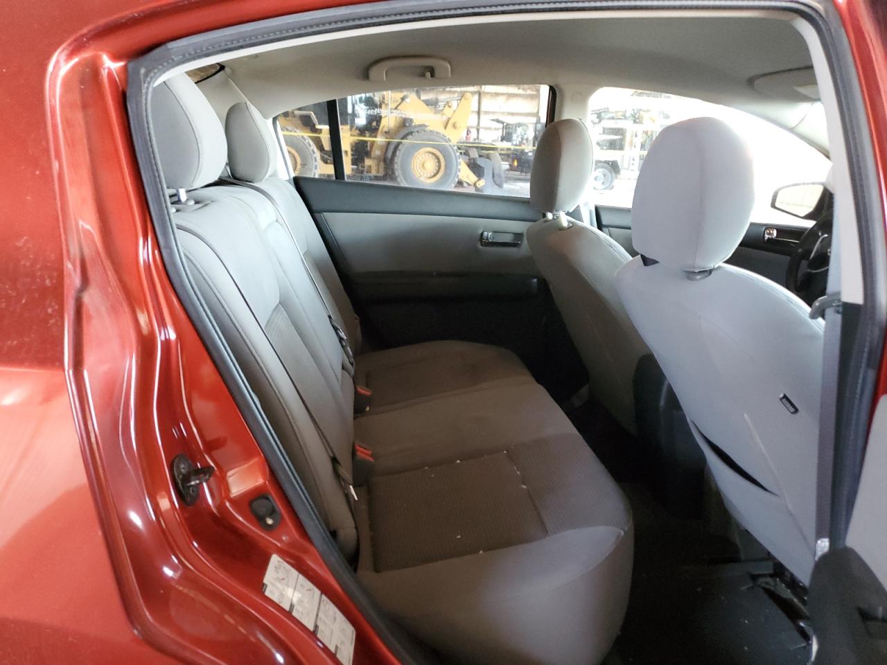 2011 Nissan Sentra - Image 10