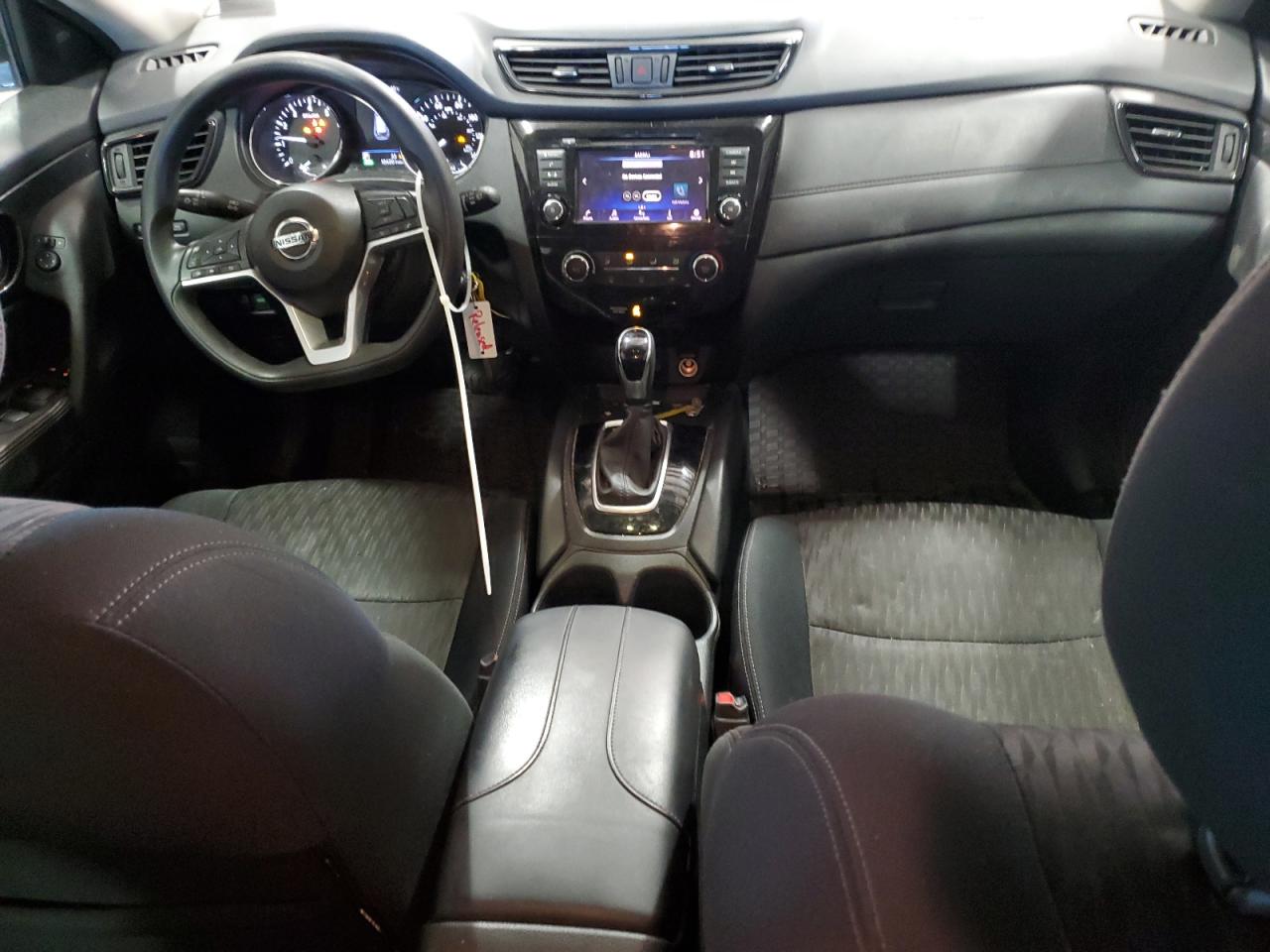 2018 Nissan Rogue - Image 8