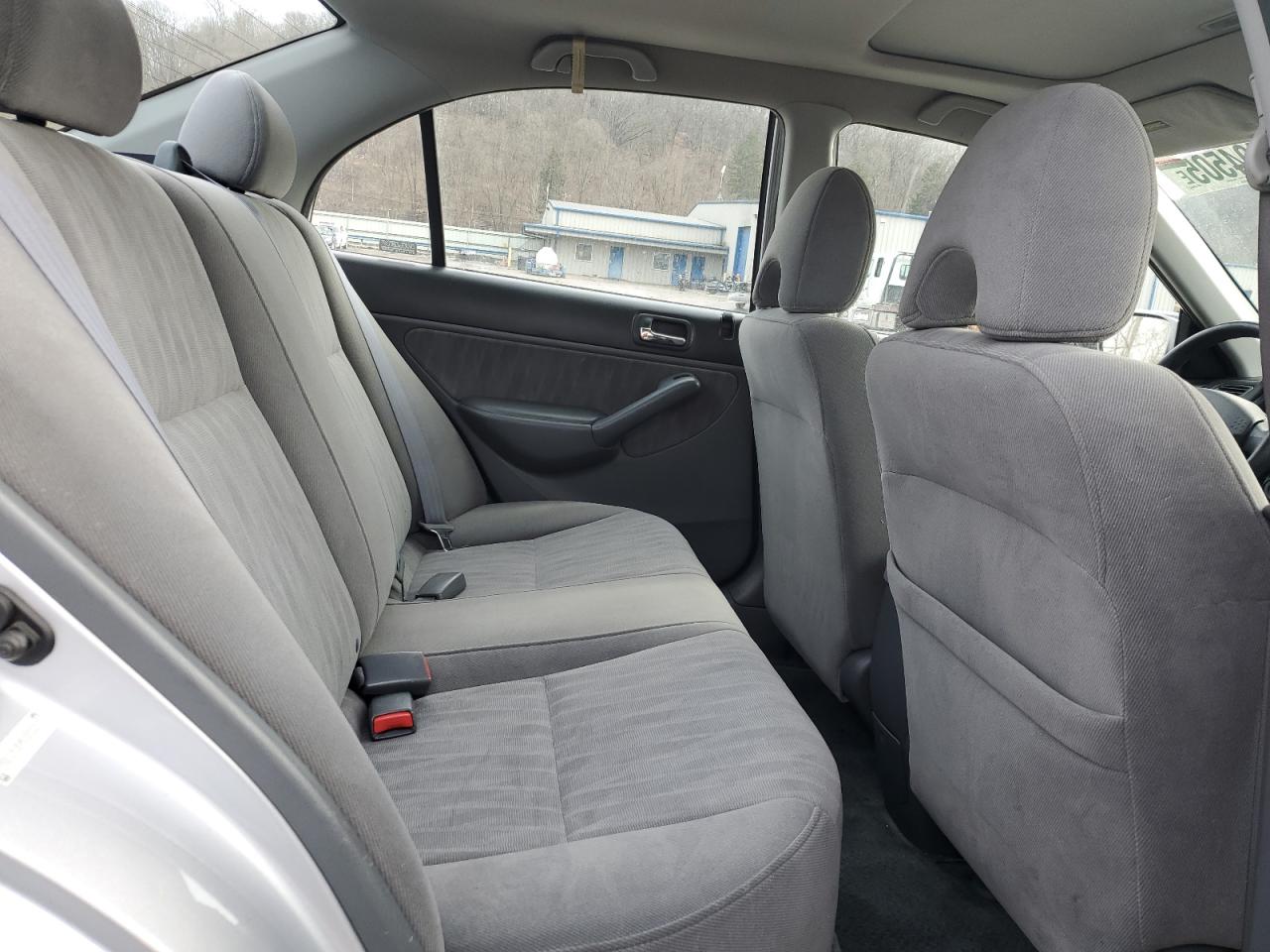 2004 Honda Civic - Image 11