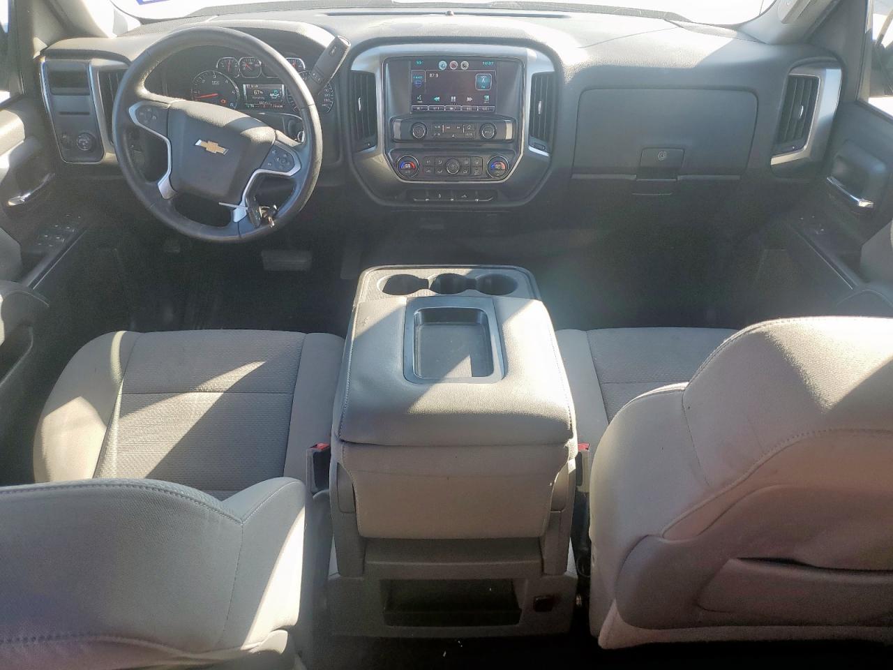 2015 Chevrolet Silverado - Image 8