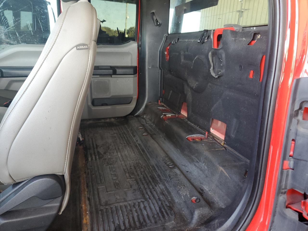 2022 Ford F450 - Image 10