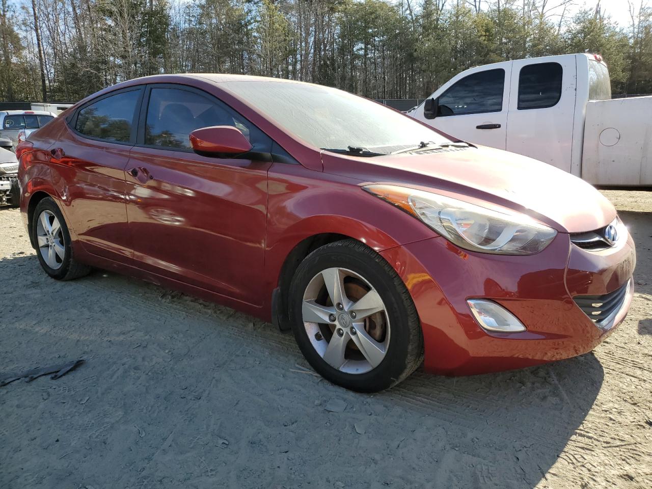 2013 Hyundai Elantra - Image 4