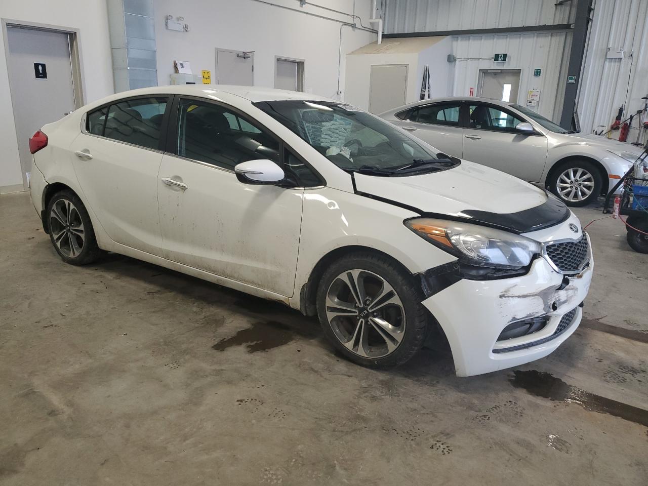 2015 Kia Forte - Image 4