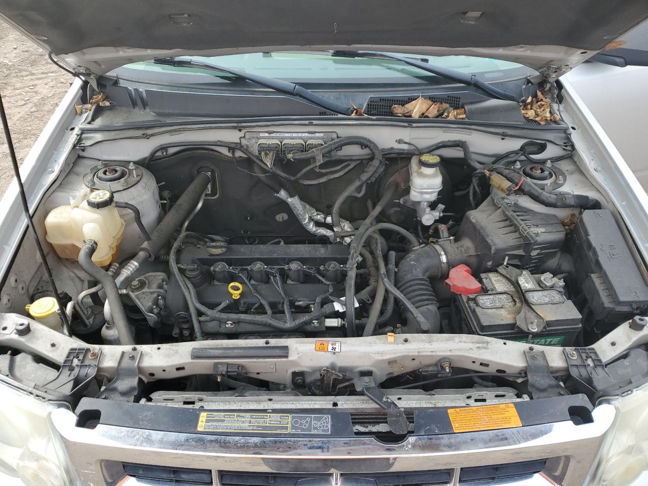 2010 Ford Escape - Image 12