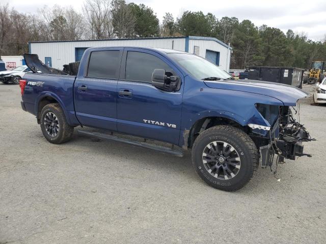 NISSAN TITAN 2018 Синий