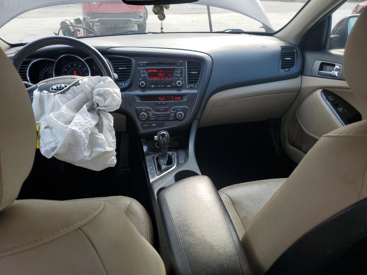 2013 Kia Optima - Image 8