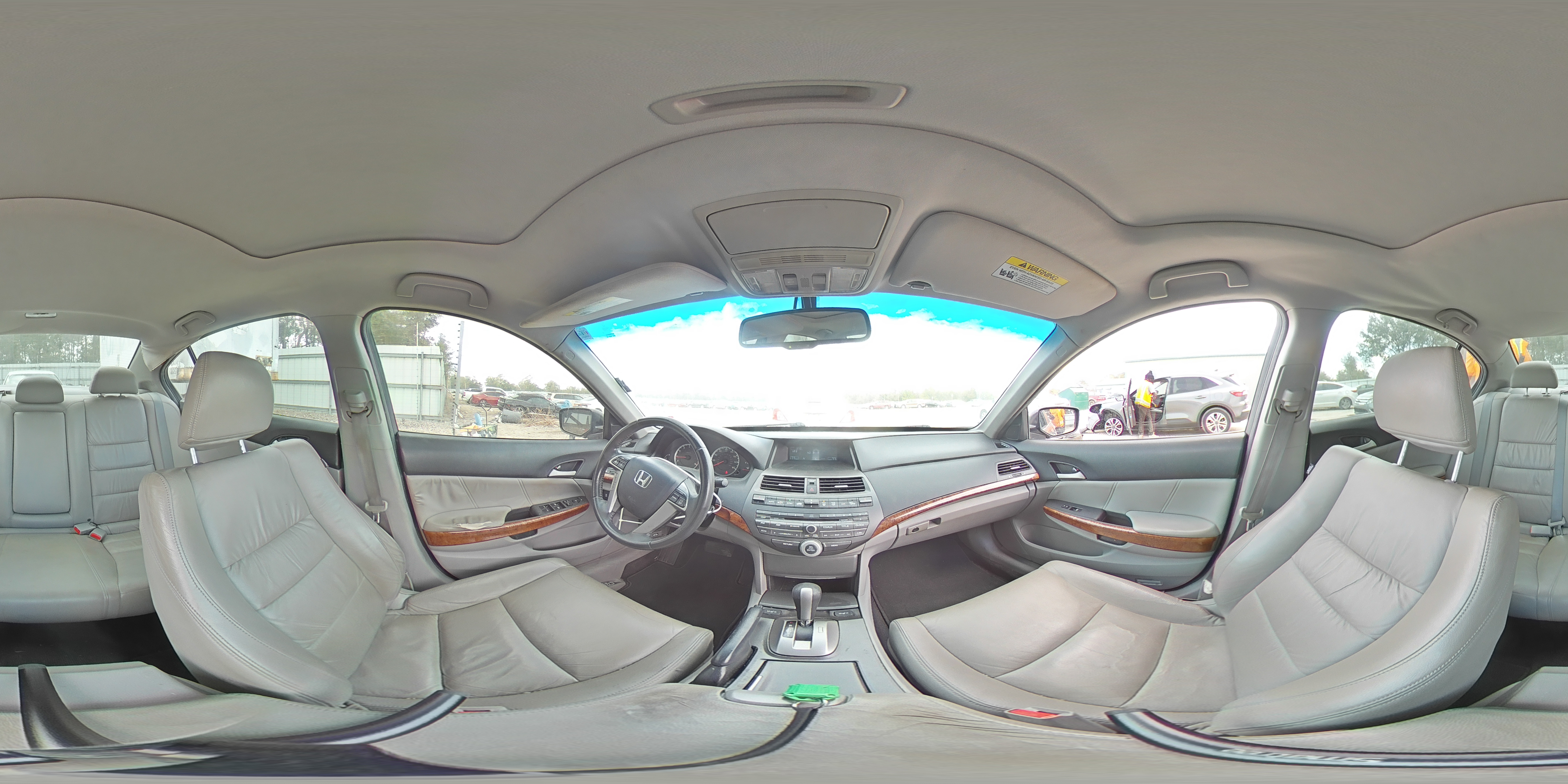 2012 Honda Accord - Image 13