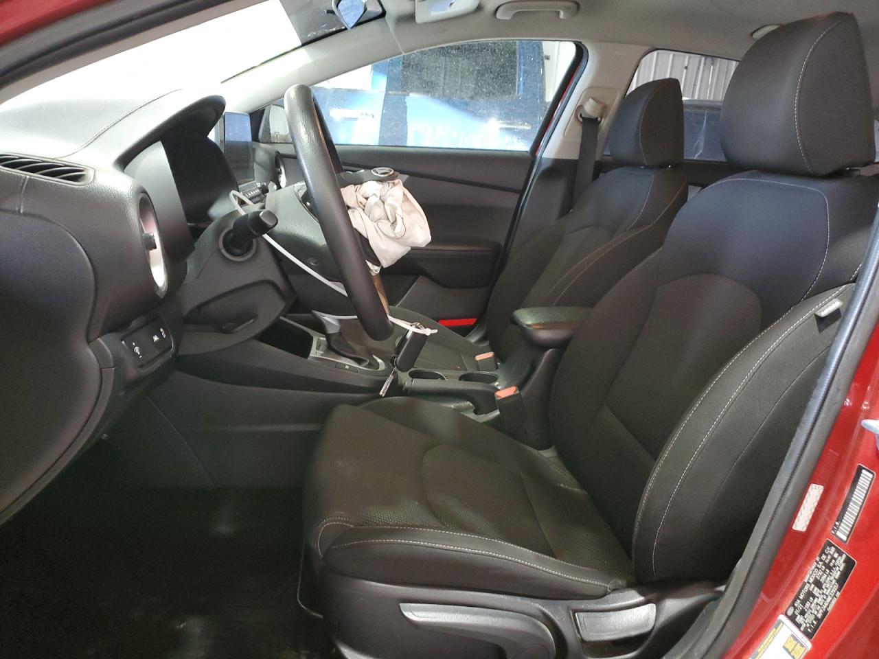 2021 Kia Forte - Image 7