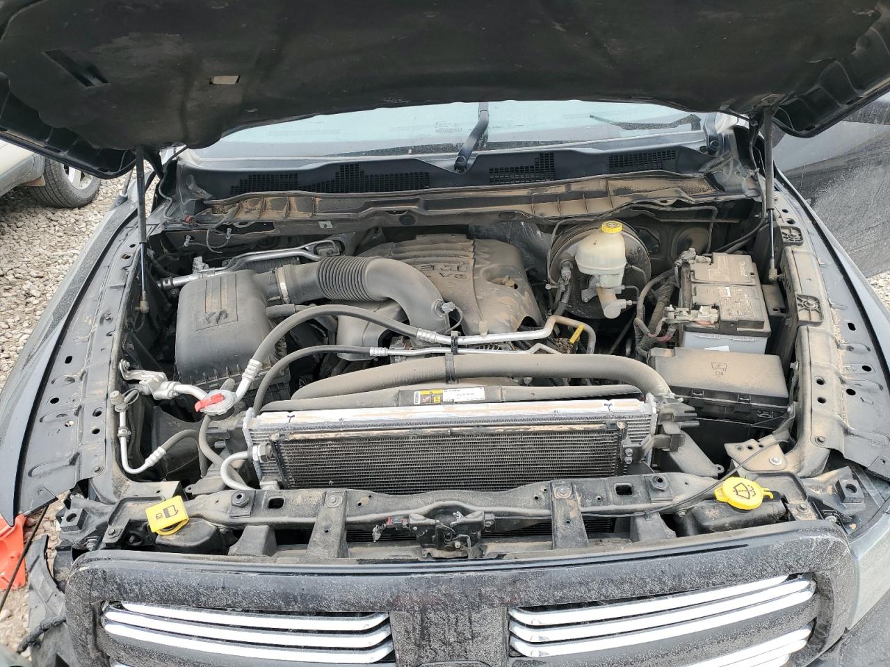 2016 RAM 1500 - Image 13