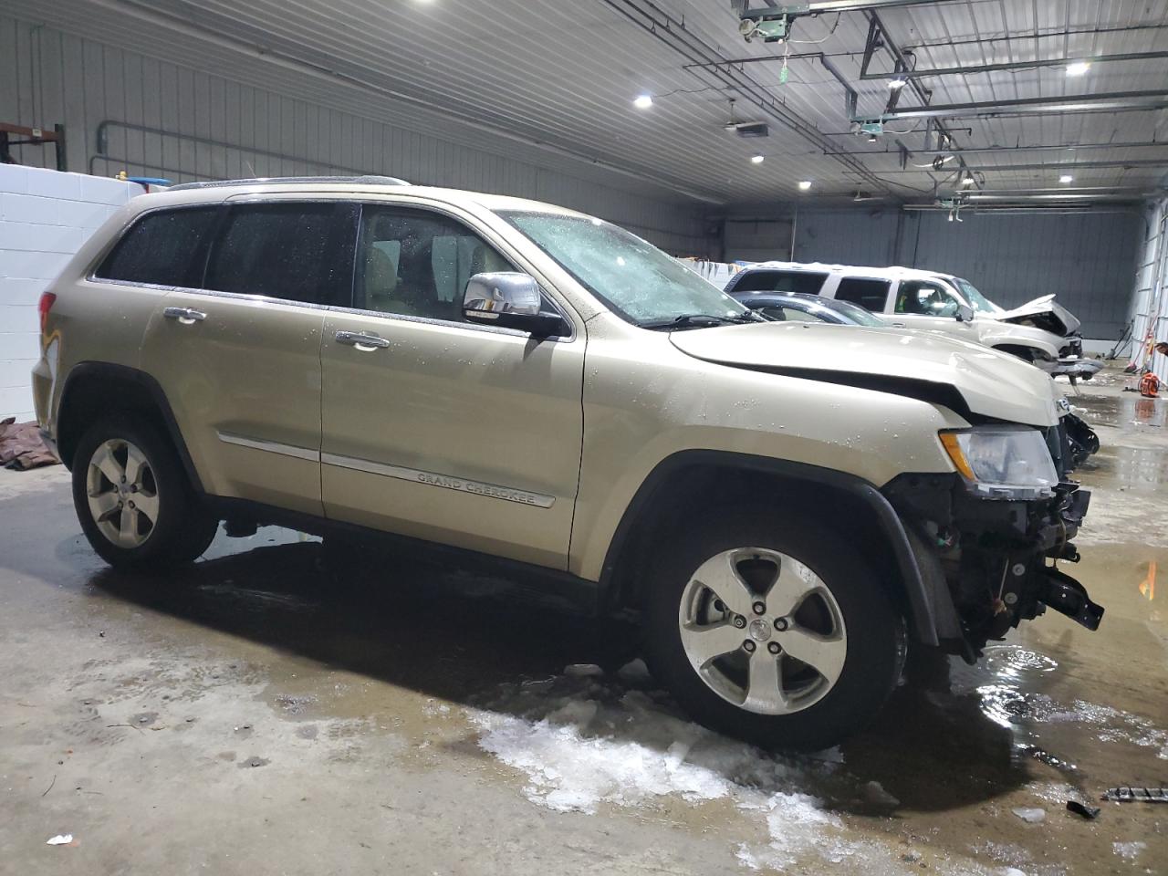 2011 Jeep Grand Cherokee - Image 4