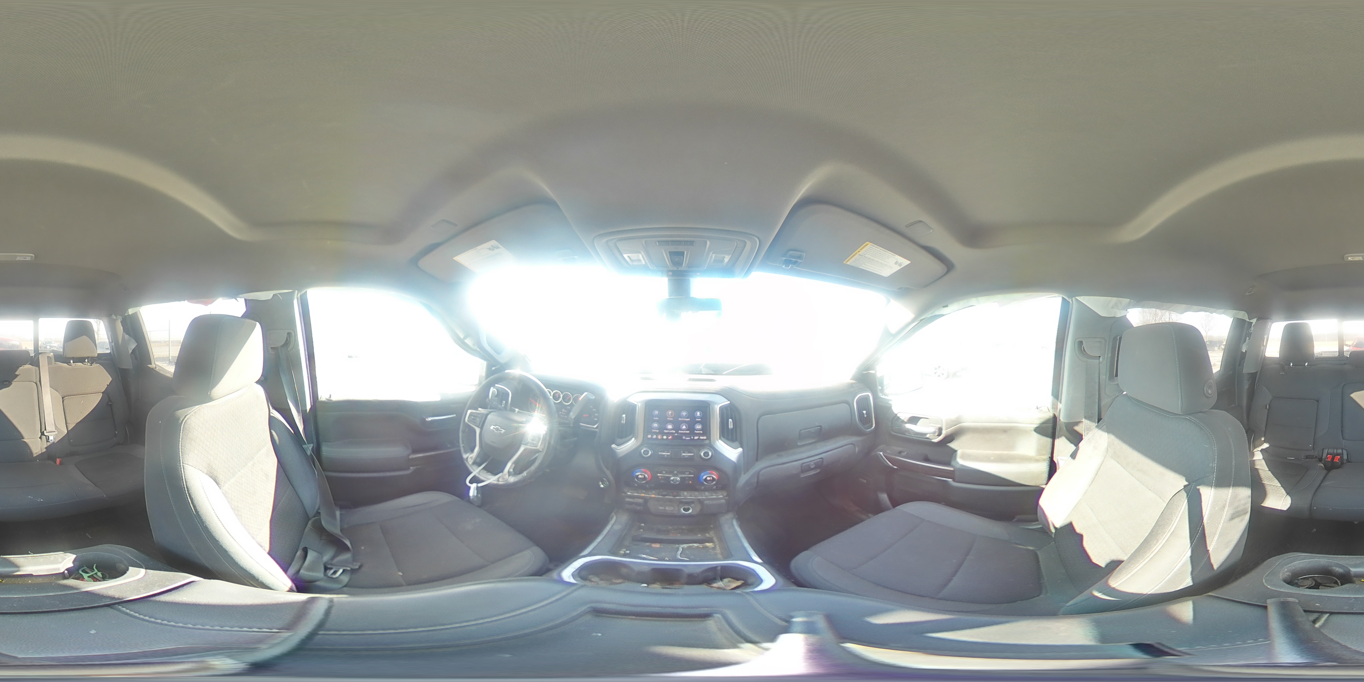 2021 Chevrolet Silverado - Image 13