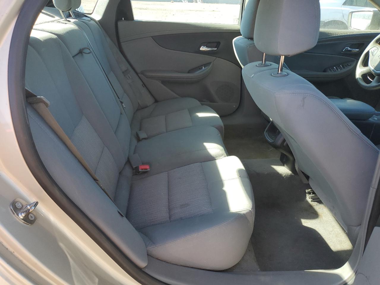 2015 Chevrolet Impala - Image 10