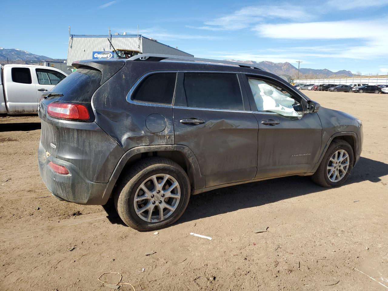2015 Jeep Grand Cherokee - Image 3