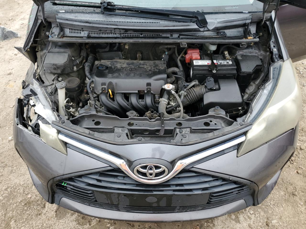 2017 Toyota Yaris - Image 11