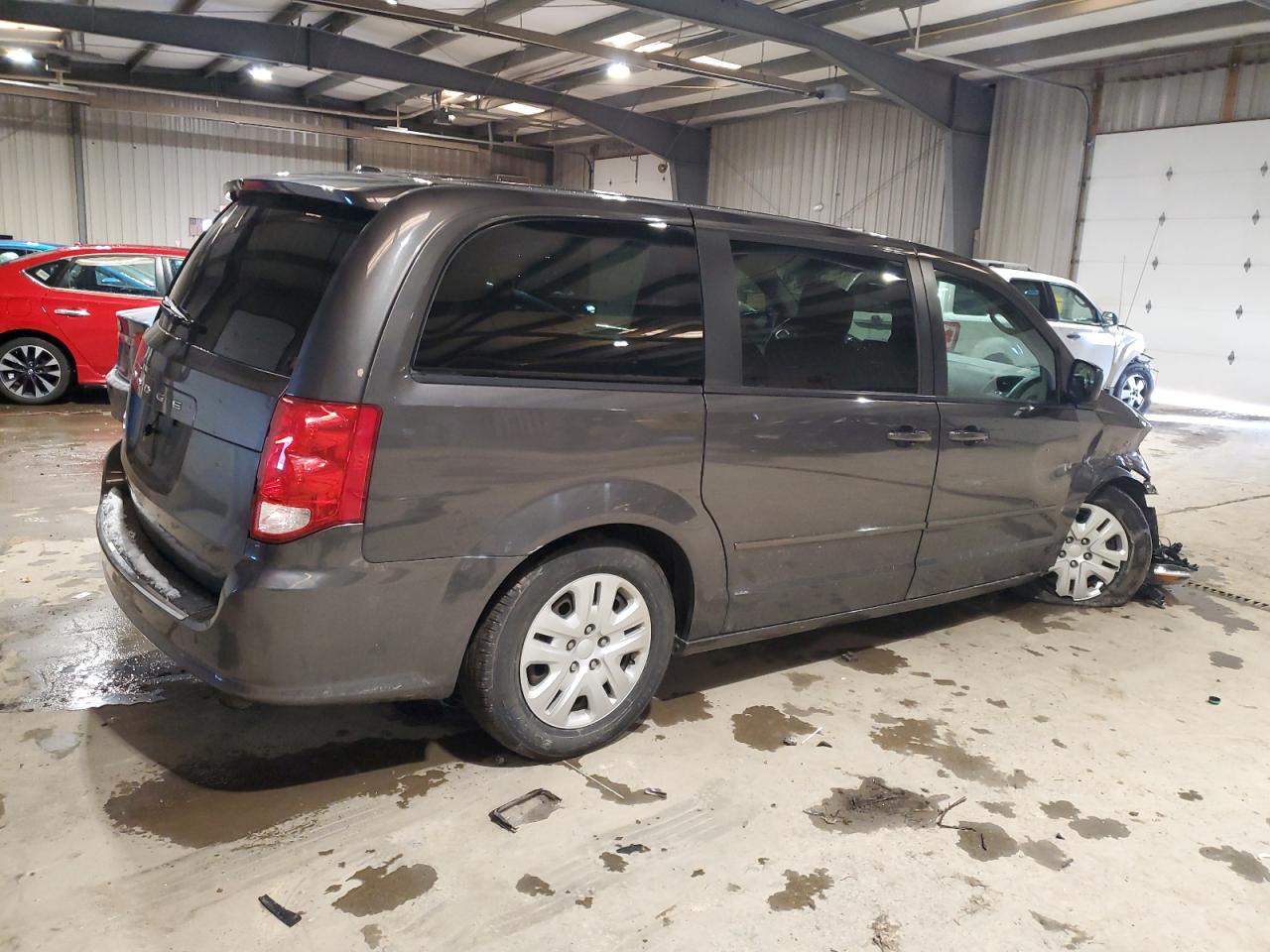 2015 Dodge Caravan - Image 3
