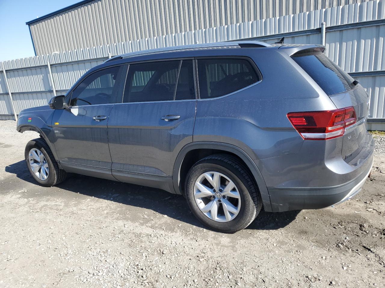 2019 Volkswagen Atlas - Image 2
