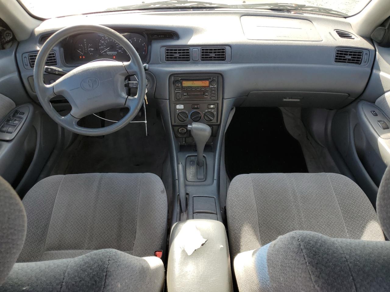 2001 Toyota Camry - Image 8