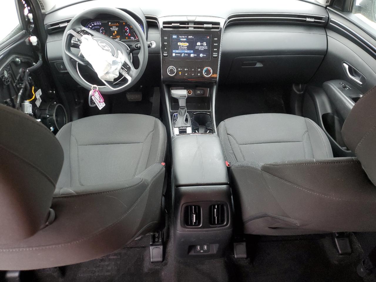 2022 Hyundai Tucson - Image 8