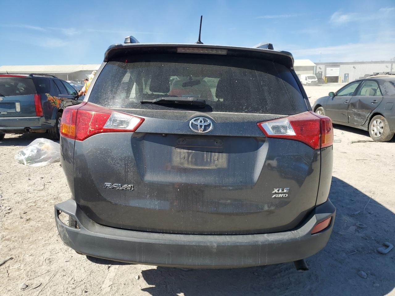 2015 Toyota RAV 4 - Image 6