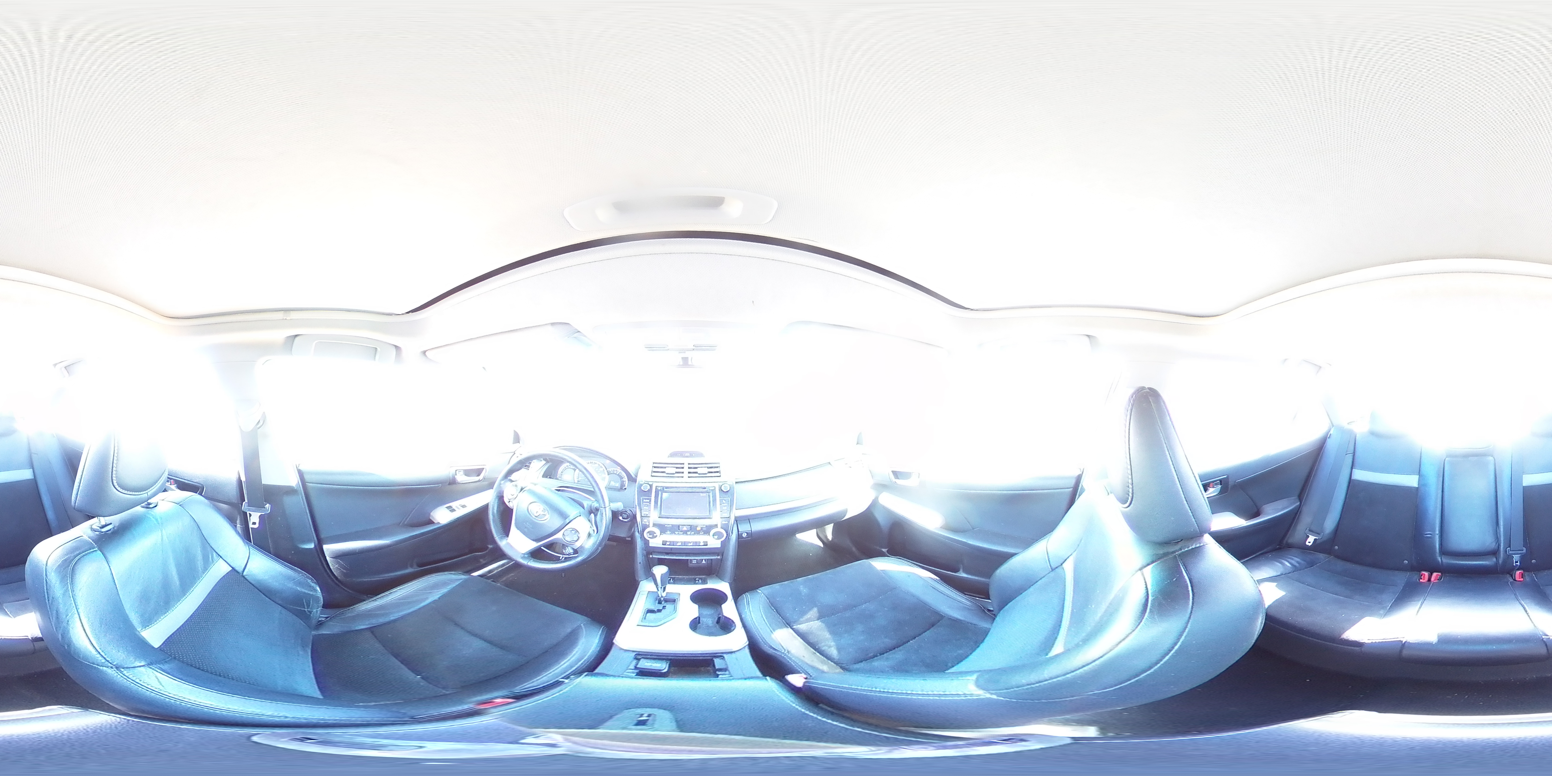 2012 Toyota Camry - Image 12